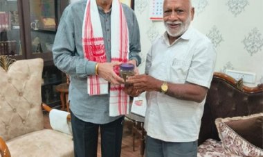 ’छत्तीसगढ़ चाय व्यापारी संघ के उपाध्यक्ष ने की राज्यपाल से सौजन्य भेंट’