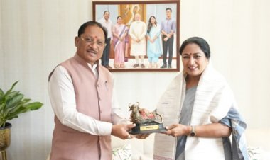 नई दिल्ली में मुख्यमंत्री विष्णु देव साय ने दिल्ली की मुख्यमंत्री रेखा गुप्ता से की सौजन्य भेंट