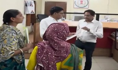 शिकायत सुनते ही भड़के राजस्व मंत्री, बोले- जनता का काम करो, सिर्फ कुर्सियां मत तोड़ो