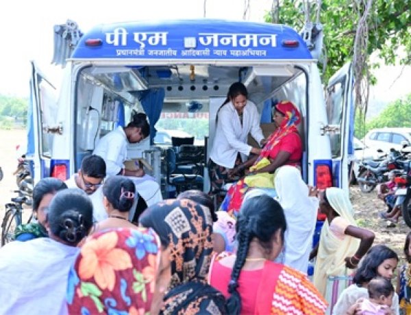 सुशासन तिहार 2026: खूंटीटोली शिविर में 102 आवेदनों का मौके पर निराकरण