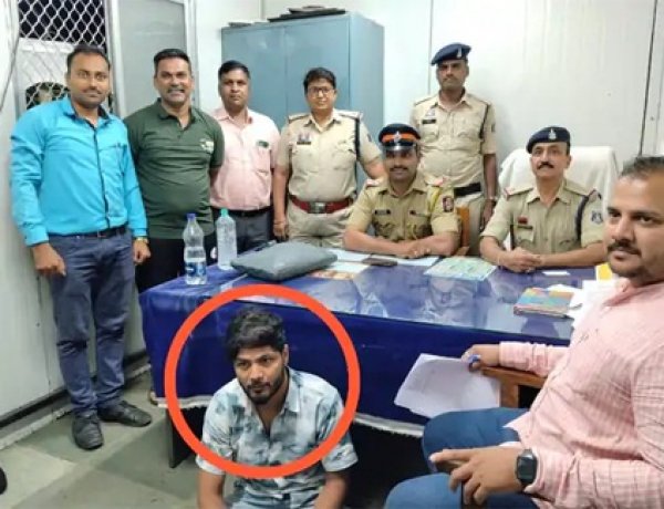रायपुर रेलवे स्टेशन पर पुलिस ने आरोपी को पकड़ा