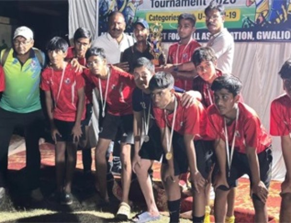 7 ए-साइड टूर्नामेंट में बिरला नगर फुटबॉल क्लब का जलवा, जीते दो खिताब