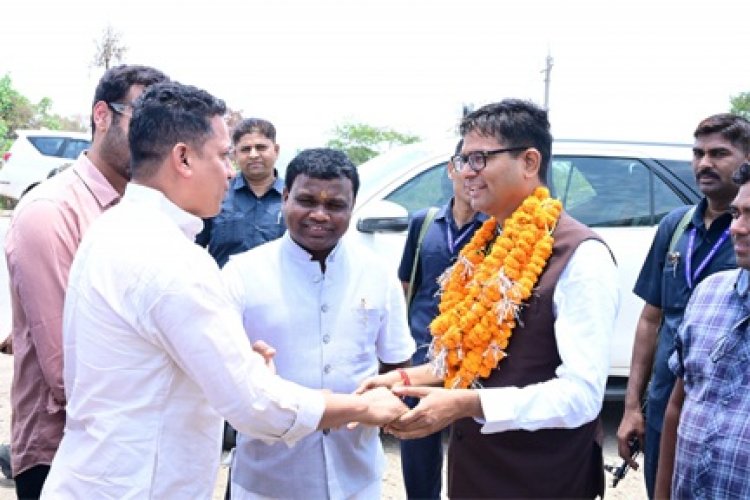 वित्त मंत्री ओपी चौधरी का कांकेर आगमन पर आत्मीय स्वागत