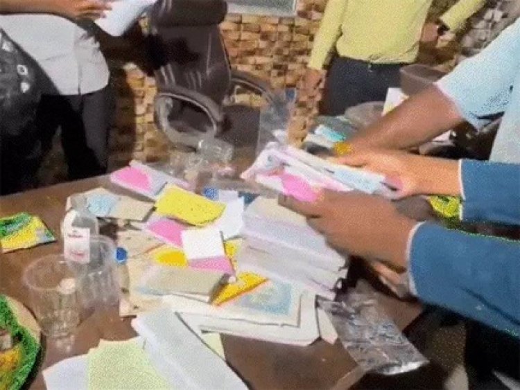 पार्किंग शुल्क विवाद: रायपुर कलेक्ट्रेट में अवैध वसूली का मामला