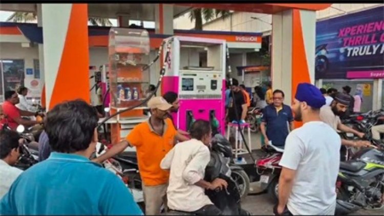 रायपुर में फ्यूल ब्लास्ट, पेट्रोल-डीजल की कीमतों में रिकॉर्ड उछाल