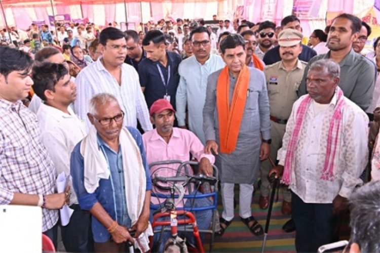 आकाशीय बिजली के हादसे के बाद टूटी उम्मीद, समाधान शिविर ने फिर जगाया जीवन का विश्वास