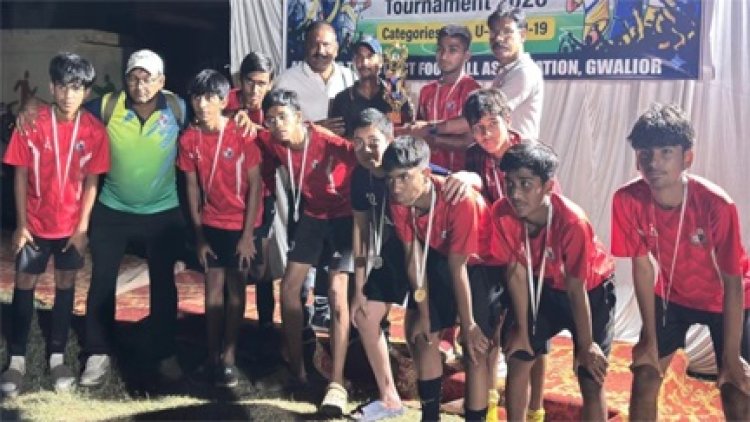 7 ए-साइड टूर्नामेंट में बिरला नगर फुटबॉल क्लब का जलवा, जीते दो खिताब