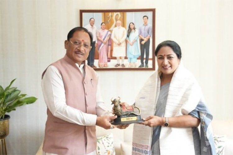 नई दिल्ली में मुख्यमंत्री विष्णु देव साय ने दिल्ली की मुख्यमंत्री रेखा गुप्ता से की सौजन्य भेंट