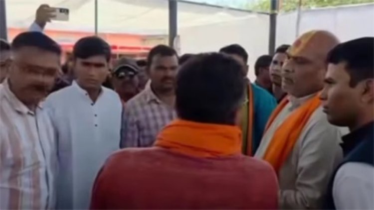 CEO और भाजपा नेता के बीच तीखी बहस, वायरल वीडियो में विधायक की चुप्पी चर्चा में