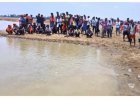 नाव पलटने से बड़ा हादसा, दो ग्रामीणों की मौत