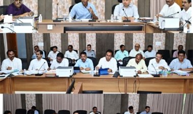 स्वीकृत कार्यों के 30 जून तक निविदा आमंत्रित कर 31 जुलाई तक कार्यादेश जारी करने के निर्देश