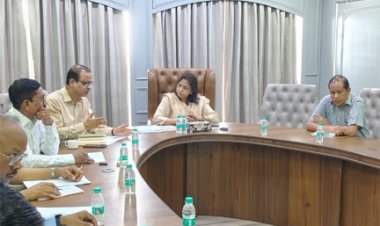अपर मुख्य सचिव ऋचा शर्मा ने पंचायत एवं ग्रामीण विकास विभाग के कार्यों की समीक्षा की