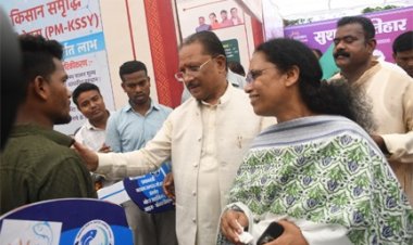’मत्स्य पालकों को मिली नई उड़ान, आजीविका सशक्त बनाने मुख्यमंत्री ने वितरित की आधुनिक सामग्री’