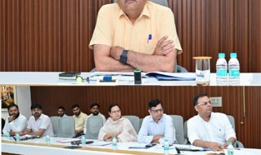 प्रधानमंत्री आवास योजना (शहरी)’: ’राज्य स्तरीय स्वीकृति एवं निगरानी समिति की बैठक मुख्य सचिव की अध्यक्षता में सम्पन्न’