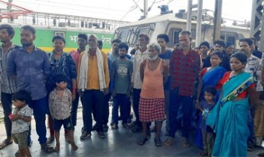 मुक्त कराए गए श्रमिकों की सकुशल वापसी