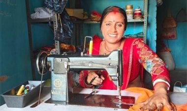 सुई-धागे से बदली तकदीर : विशाखा मंडल बनीं आत्मनिर्भरता की मिसाल