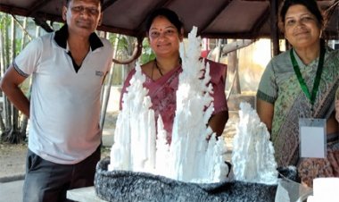 सृजन का कमाल: ‘आकार-2026’ में सिपोरेक्स और थर्माकोल से गढ़ी गई कला की नई दुनिया