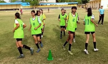 जूनियर बालिका फुटबॉल ट्रायल में 20 खिलाड़ियों का चयन