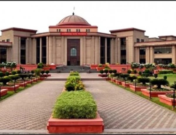 रविशंकर महाराज मामले में हाई कोर्ट का बड़ा निर्देश