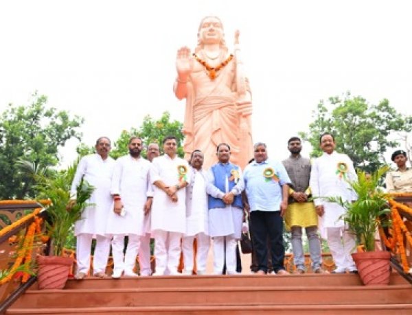 मातृशक्ति एवं प्रकृति के प्रति श्रद्धा का अनुपम संगम : मुख्यमंत्री विष्णु देव साय ने