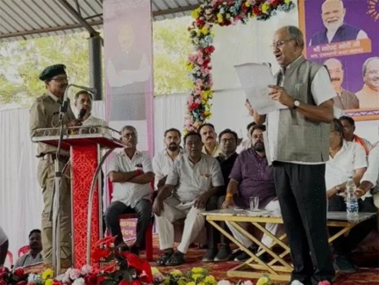 जनसमस्या सुनवाई में फूटा सांसद का गुस्सा, अफसरों की लापरवाही पर कार्रवाई के निर्देश