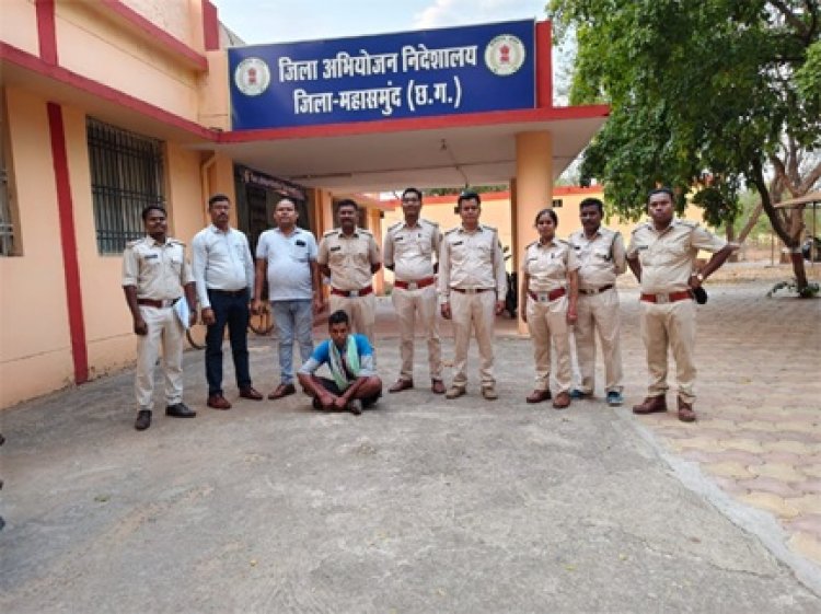 ’अवैध शिकार पर वन विकास निगम की बड़ी कार्रवाई, बारनवापारा क्षेत्र से एक आरोपी गिरफ्तार, भेजा गया जेल’