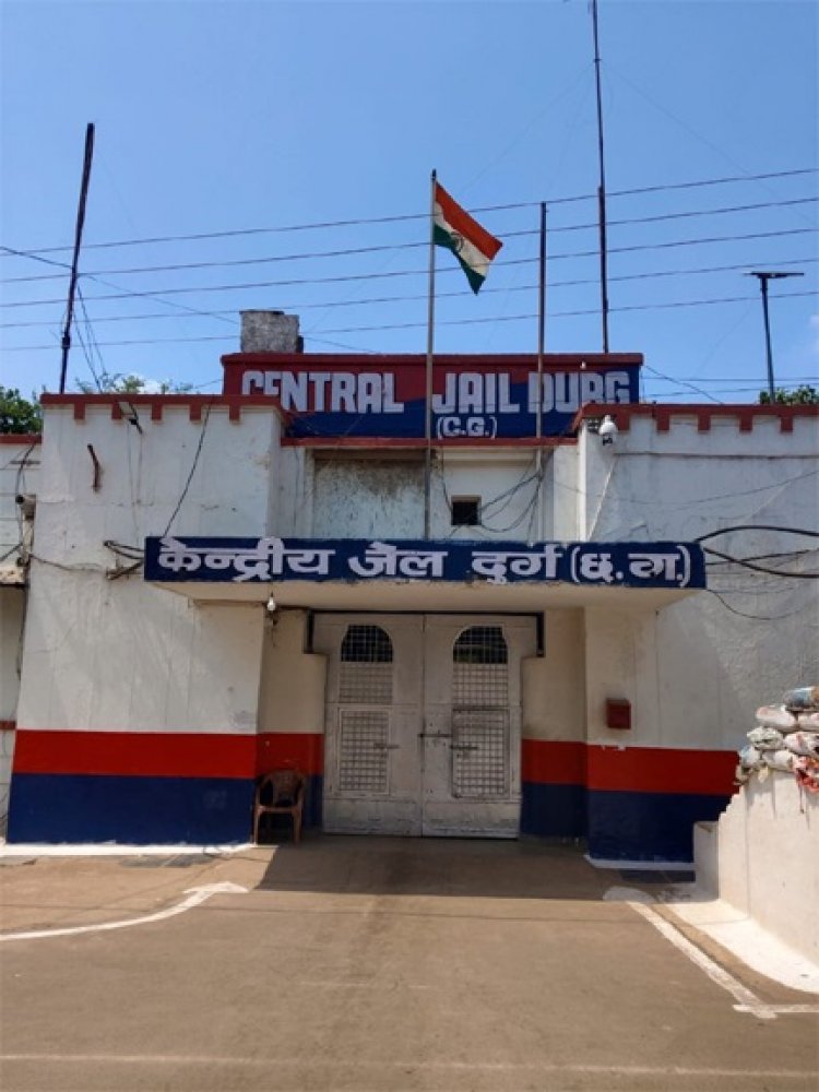 सलाखों के पीछे से सफलता की उड़ान
