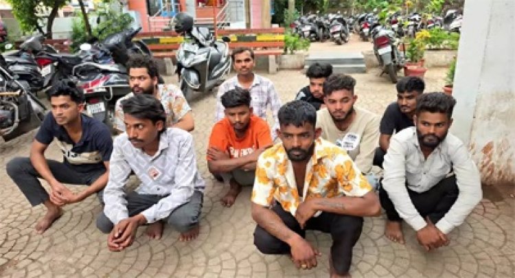 टिकरापारा में चला पुलिस का चाबुक, 9 गिरफ्तार