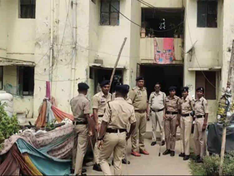 बीएसयूपी कॉलोनी में चला मेगा पुलिस ऑपरेशन