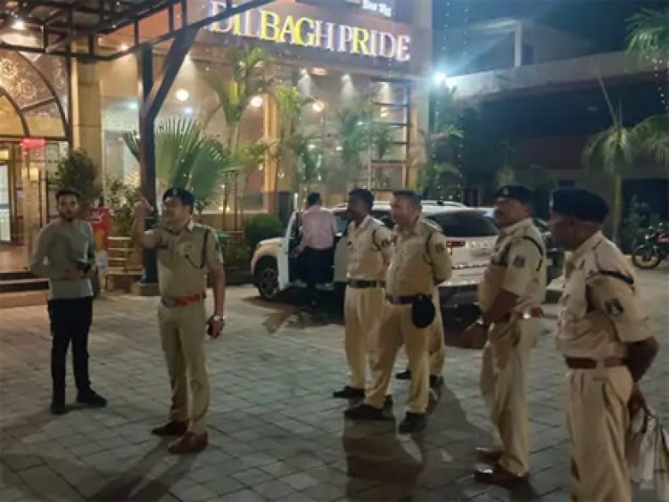 हाईवे ढाबों में छापा, हाई इंटेंसिटी लाइट बंद रखने के निर्देश