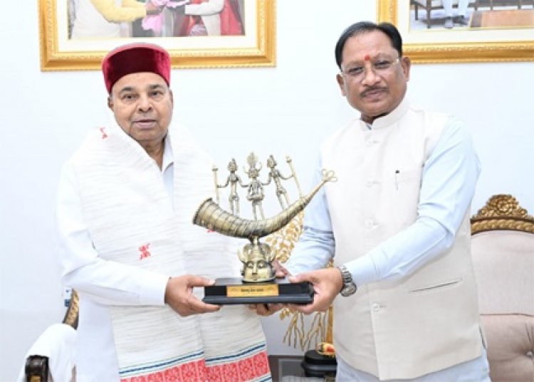मुख्यमंत्री विष्णुदेव साय से कर्नाटक के राज्यपाल थावरचंद गहलोत ने की सौजन्य भेंट