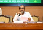मानसून के दौरान उद्योगों द्वारा किए जा रहे वृक्षारोपण कार्यों की हुई समीक्षा