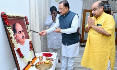 मुख्यमंत्री विष्णुदेव साय ने डॉ. श्यामा प्रसाद मुखर्जी की 125वीं जयंती पर उन्हें किया नमन