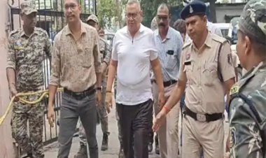 पार्टी फंड की आड़ में 800 करोड़ का खेल