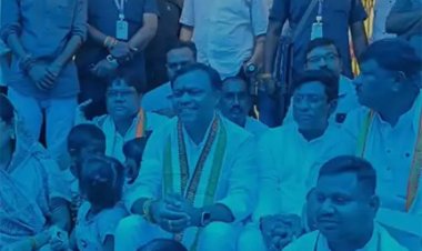 नकटी दौरे पर दीपक बैज, पदयात्रा की रणनीति पर चर्चा