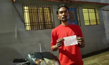 चलती बाइक पर मौत से खेल, चार सवारों की बड़ी लापरवाही!