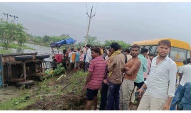 श्रमिकों से भरी ट्रैक्टर-ट्रॉली पलटी, 2 की मौत, 6 घायल