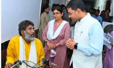 मुख्यमंत्री हेल्पलाइन से मिली नई राह, मोटराइज्ड ट्राइसाइकिल ने बदली दिव्यांग हितग्राही की जिंदगी