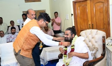 गुरु पूर्णिमा पर आचार्य गादी सद्गुरु कबीर धाम पहुंचे वित्त मंत्री ओपी चौधरी
