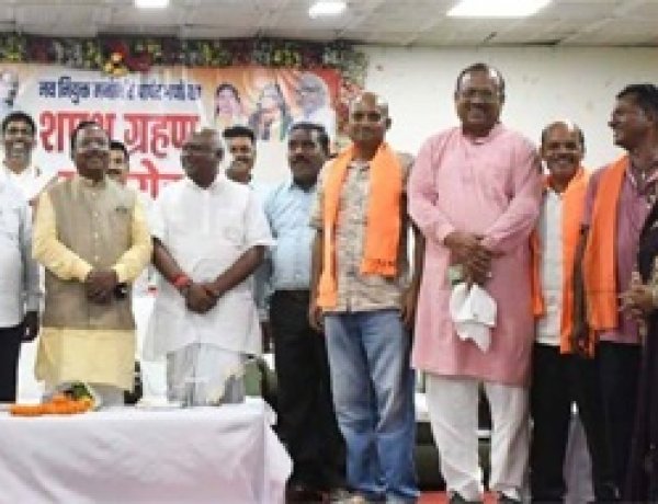 नगर को स्वच्छ, सुंदर और विकसित बनाने में निभाएं सक्रिय भूमिका: मंत्री रामविचार नेताम