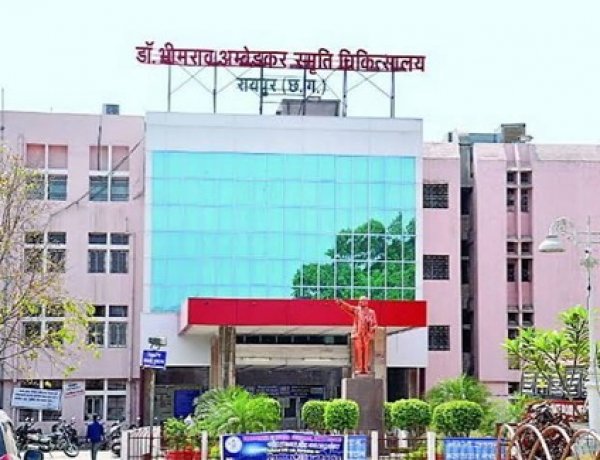 रायपुर आंबेडकर अस्पताल में सुविधाओं की कमी उजागर