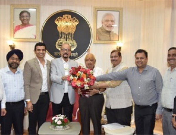 राज्यपाल डेका से निजी विश्वविद्यालयों के पदाधिकारियों ने की भेंट