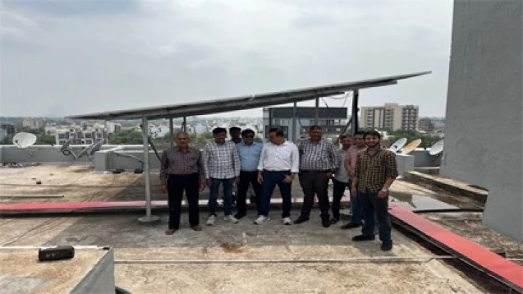 रायपुर की सोसायटी ने बिजली बिल कम करने की निकाली जुगत