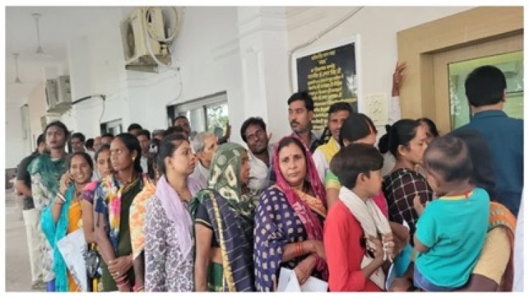बेटा-बहू नहीं, दादी के सहारे पल रहे तीन बच्चे
