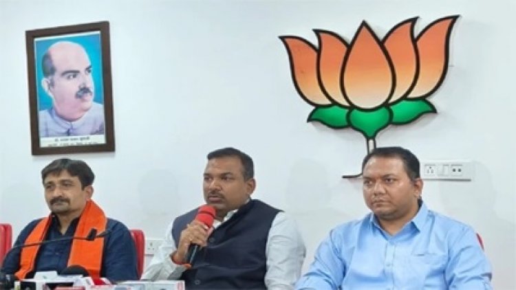 "हिडमा विवाद पर घिरे विधायक अटल श्रीवास्तव, भाजपा का चौतरफा हमला"