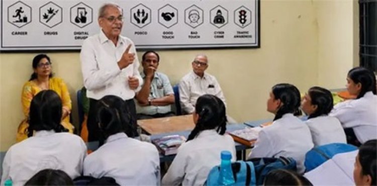 छात्राओं के भविष्य को मिली नई उड़ान
