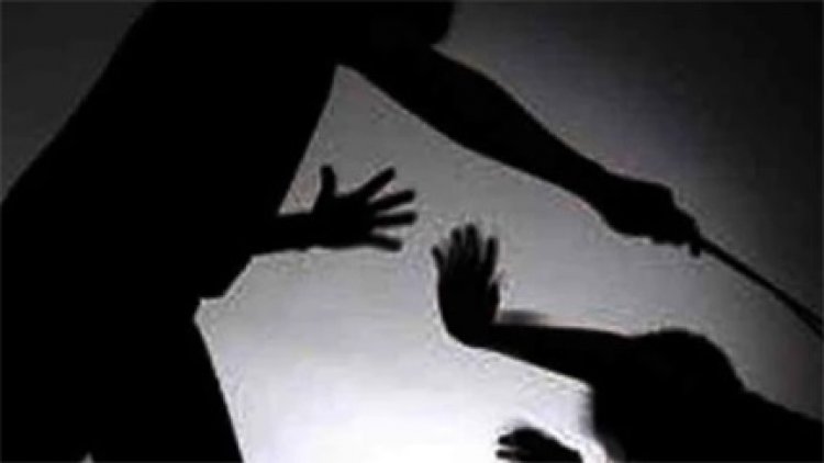 स्कूल में छात्र की पिटाई, शिक्षक पर FIR