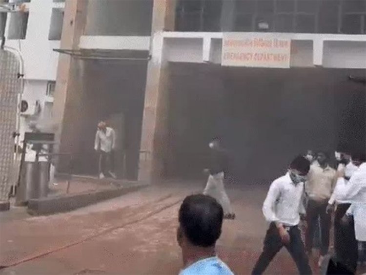 मेकाहारा में बड़ा हादसा टला, इमरजेंसी वार्ड में लगी आग
