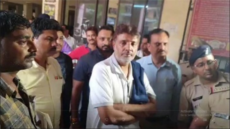 अनवर ढेबर के करीबियों पर EOW की रेड