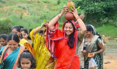 श्रावण मास के प्रथम सोमवार पर मंत्री लक्ष्मी राजवाड़े ने बीरपुर में की कांवड़ यात्रा और जलाभिषेक